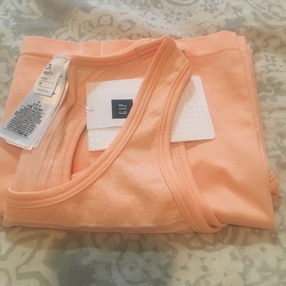 Gap fit tank top